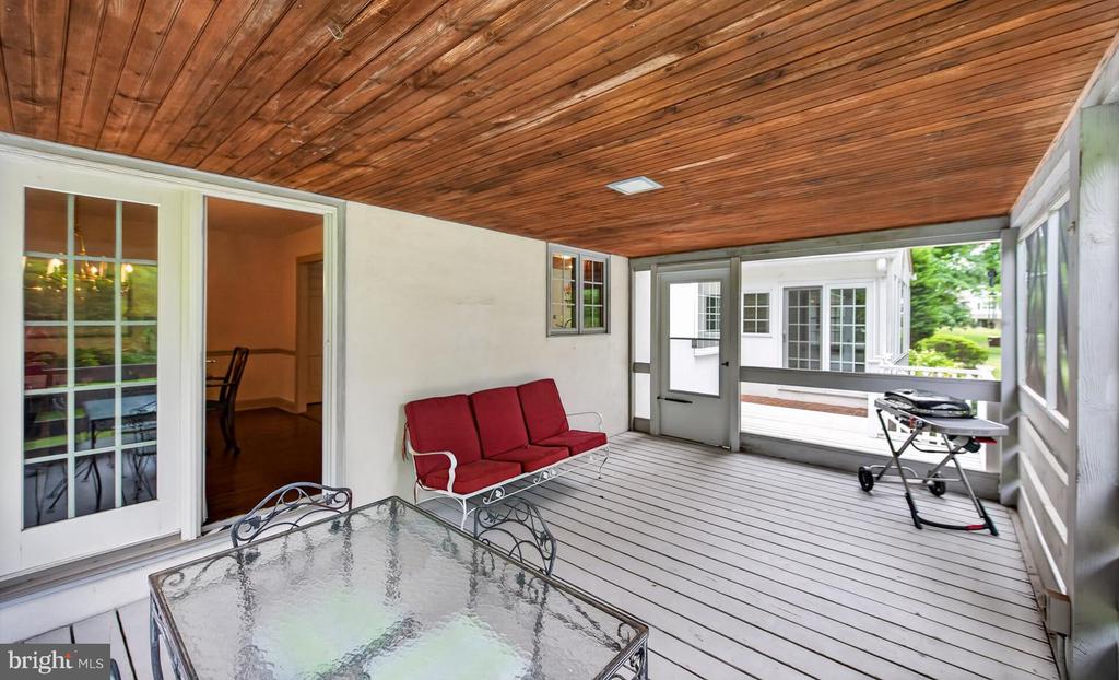 1815 GREEN BRIAR DRIVE Unit:           