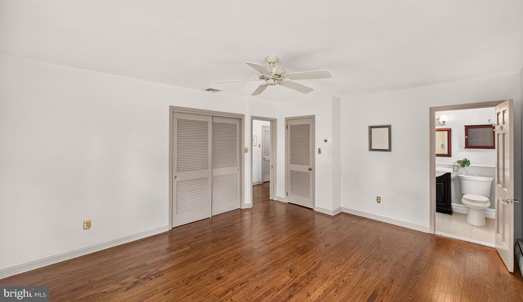1815 GREEN BRIAR DRIVE Unit:           