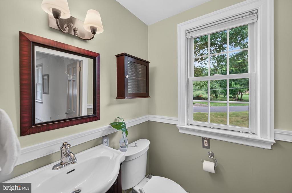 1815 GREEN BRIAR DRIVE Unit:           