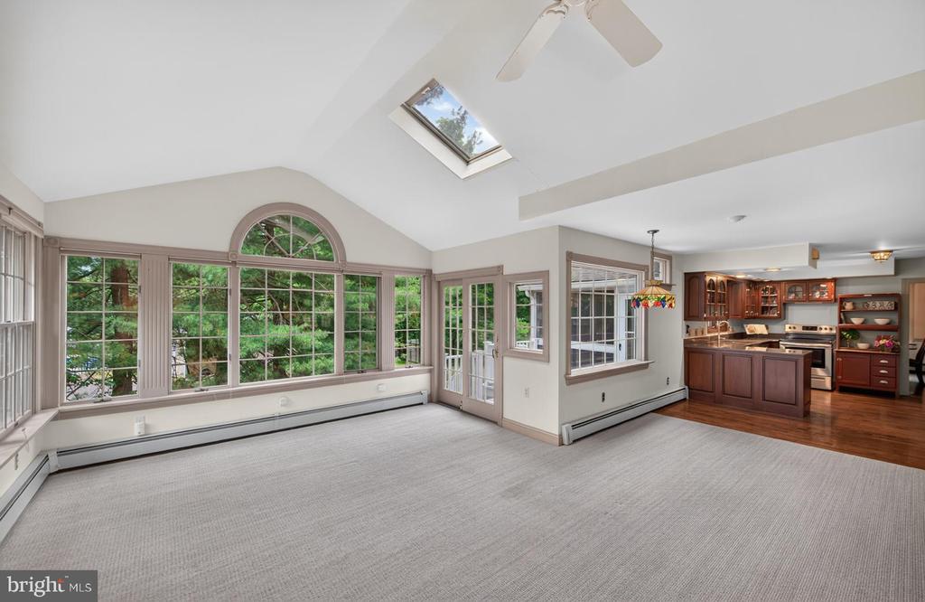 1815 GREEN BRIAR DRIVE Unit:           