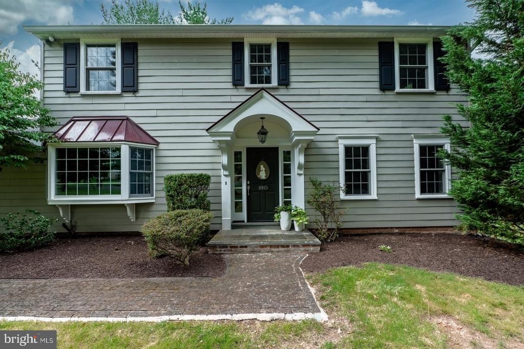 1815 GREEN BRIAR DRIVE Unit:           