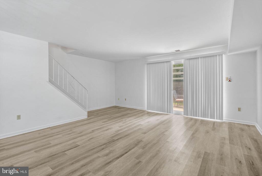 104 HAMPSTEAD DRIVE 104