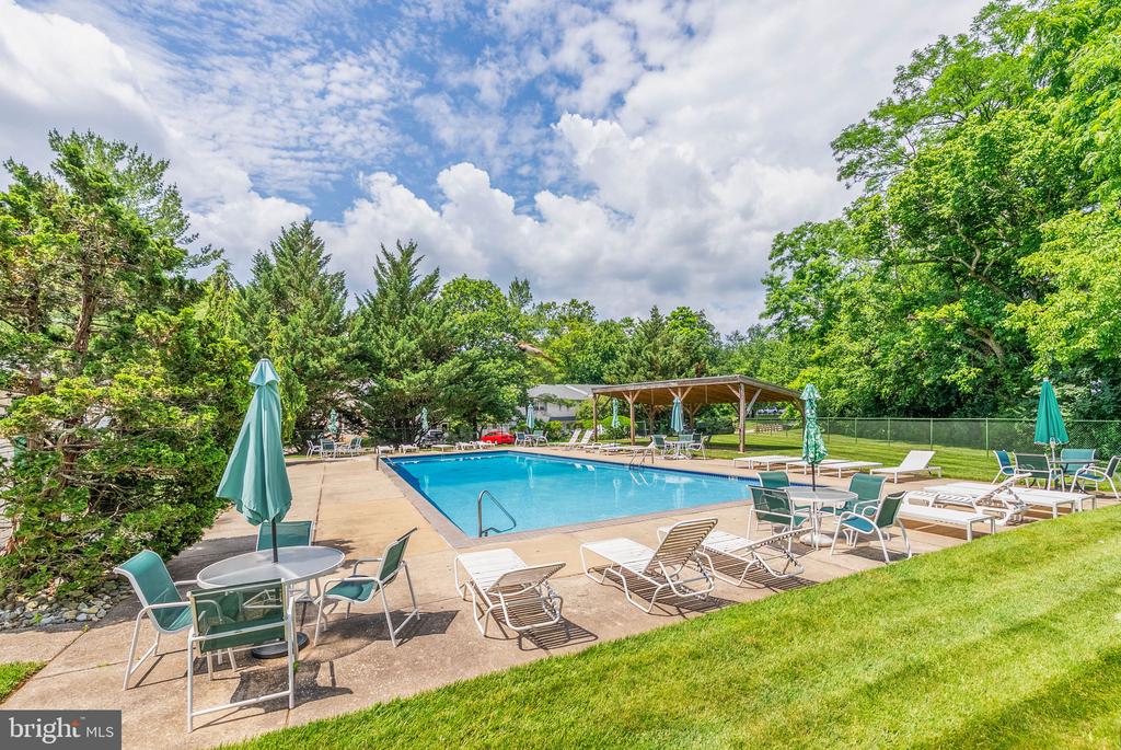 104 HAMPSTEAD DRIVE 104