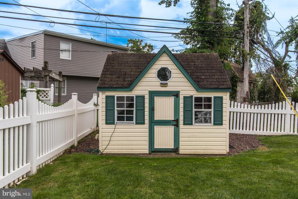 518 STEWART ROAD