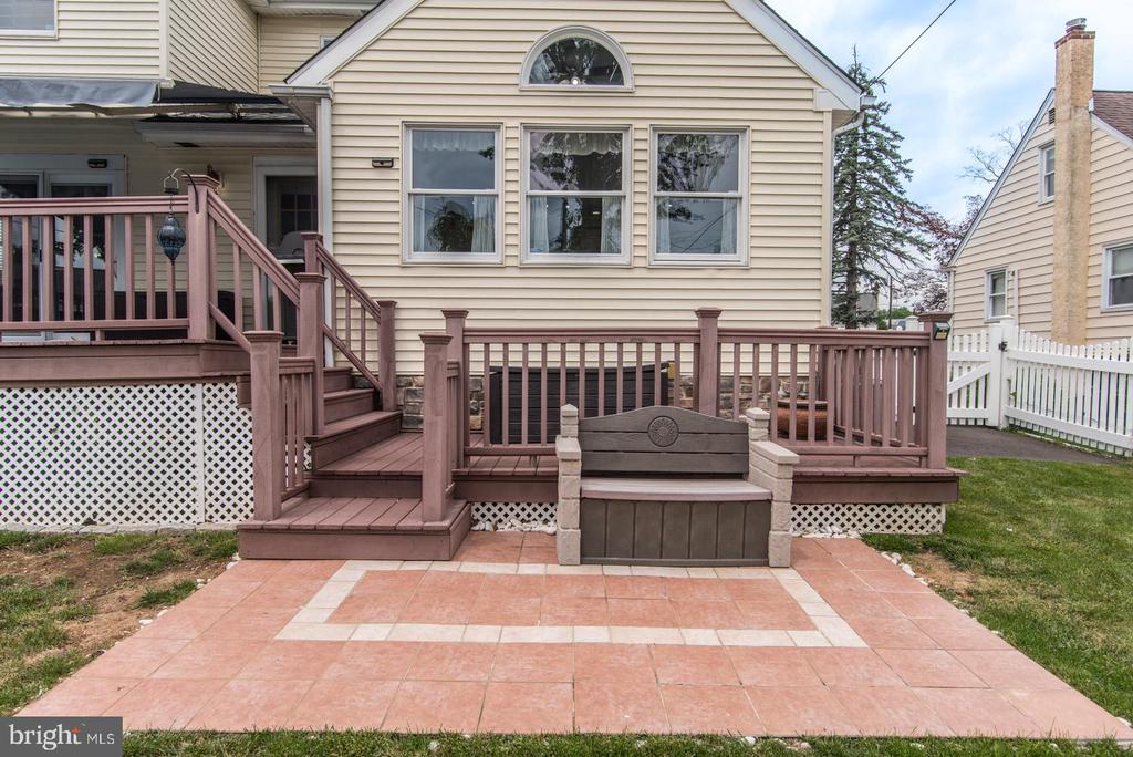 518 STEWART ROAD