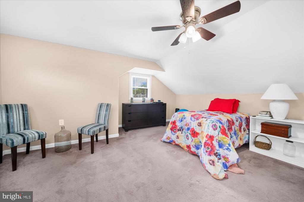 333 CENTRAL DRIVE