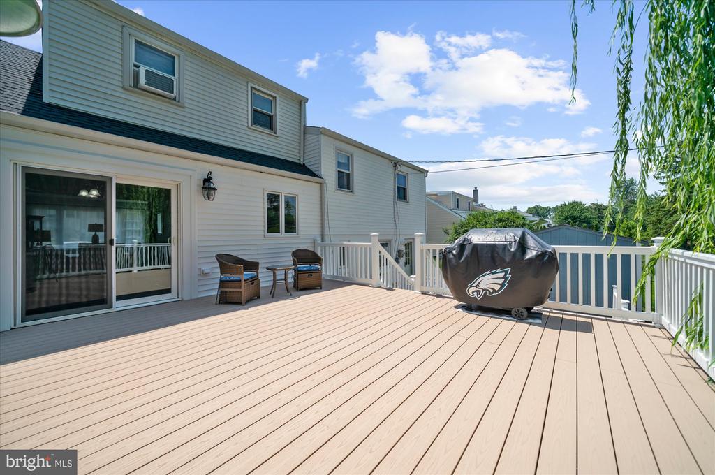 333 CENTRAL DRIVE