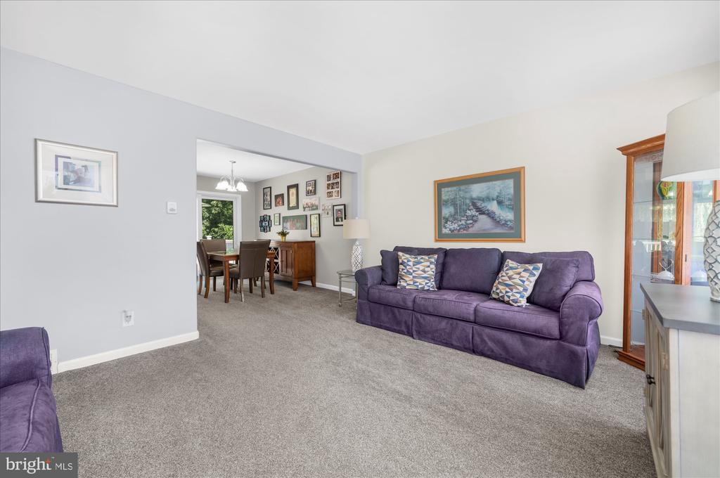 333 CENTRAL DRIVE