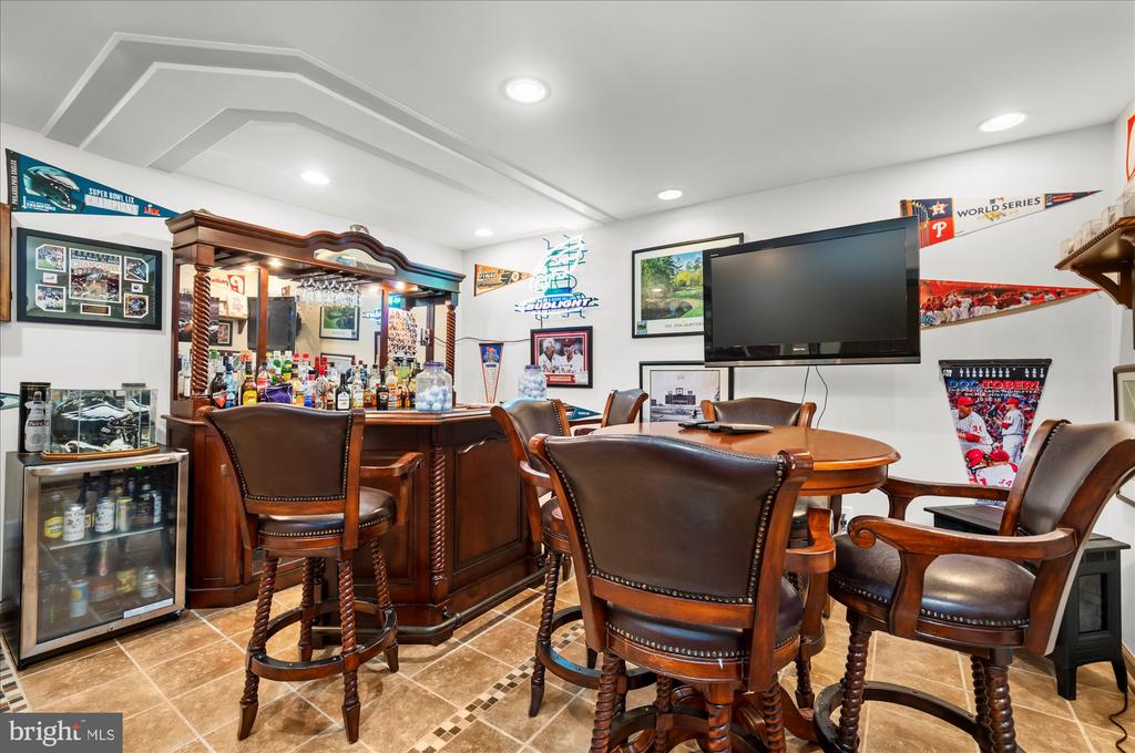 333 CENTRAL DRIVE