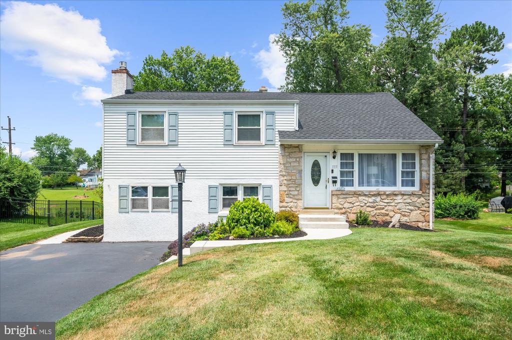 333 CENTRAL DRIVE