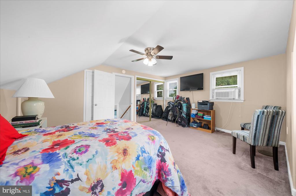 333 CENTRAL DRIVE
