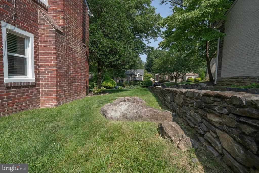 532 OTT ROAD