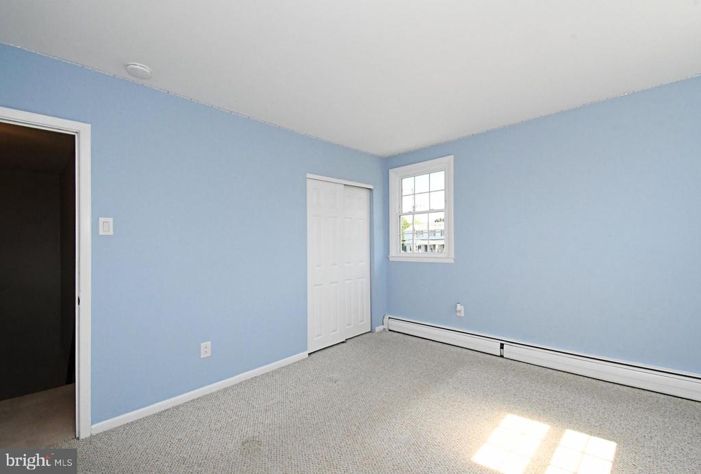 735 BELL LANE