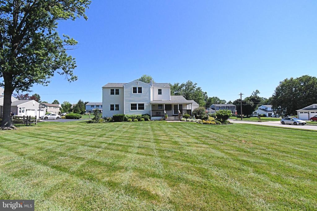 735 BELL LANE