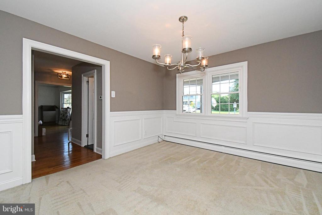 735 BELL LANE