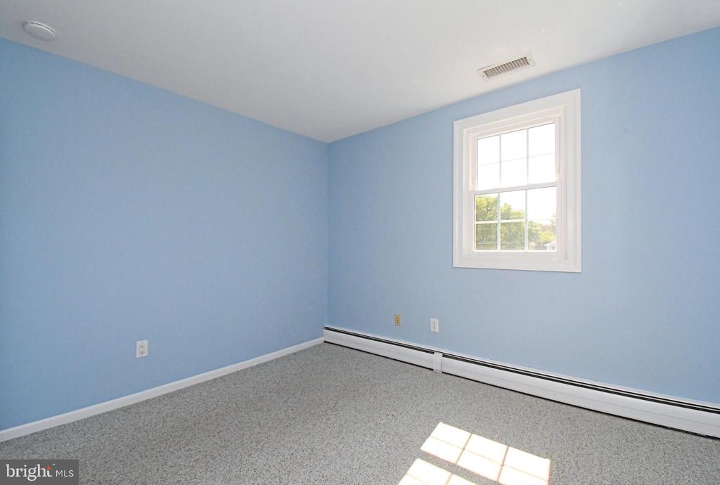 735 BELL LANE