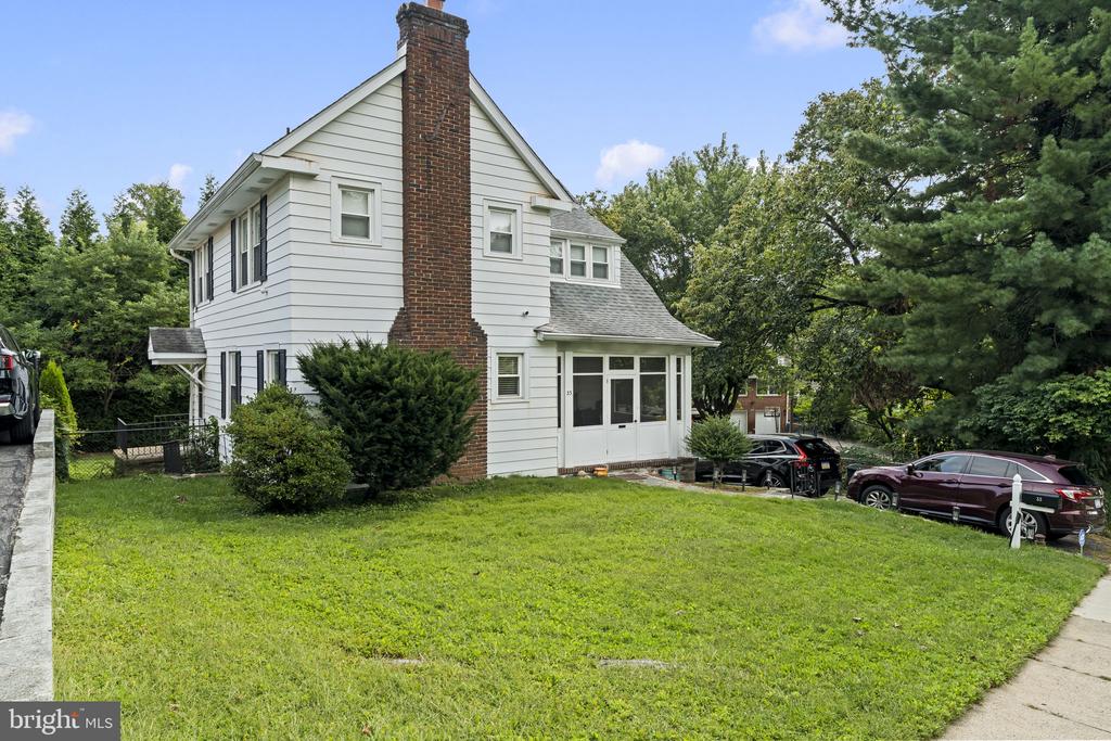 33 ROSEDALE ROAD