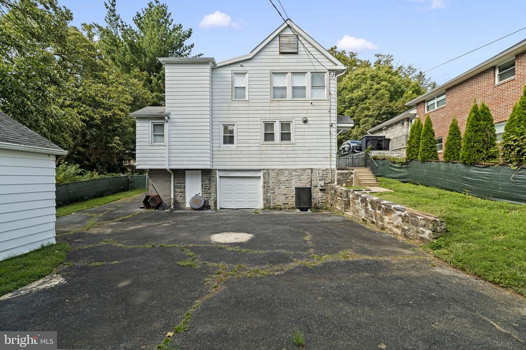 33 ROSEDALE ROAD