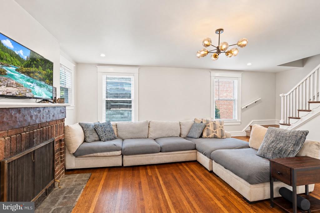33 ROSEDALE ROAD