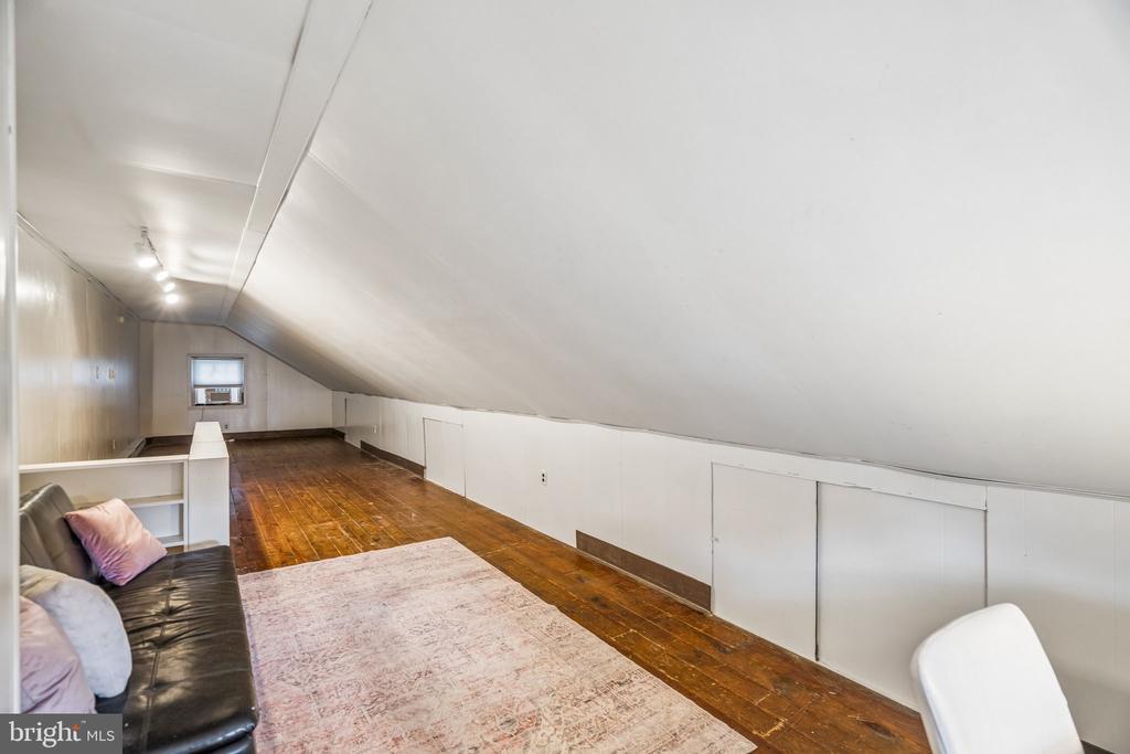 314 OAK ROAD
