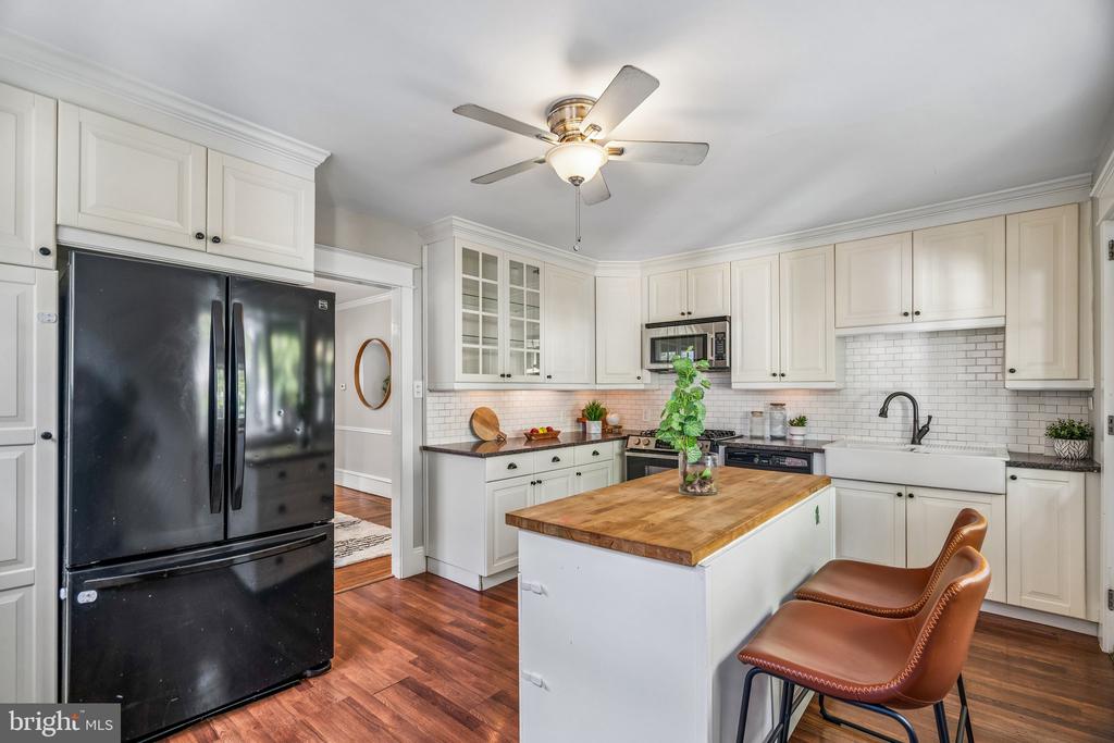 314 OAK ROAD