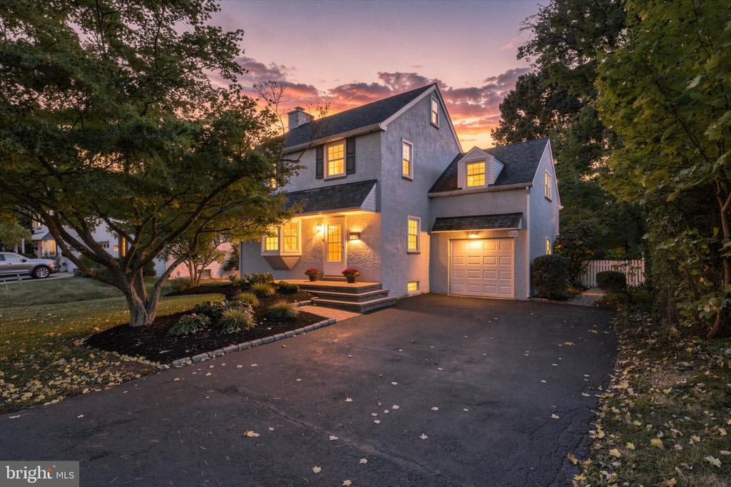 1124 HIGHLAND AVENUE