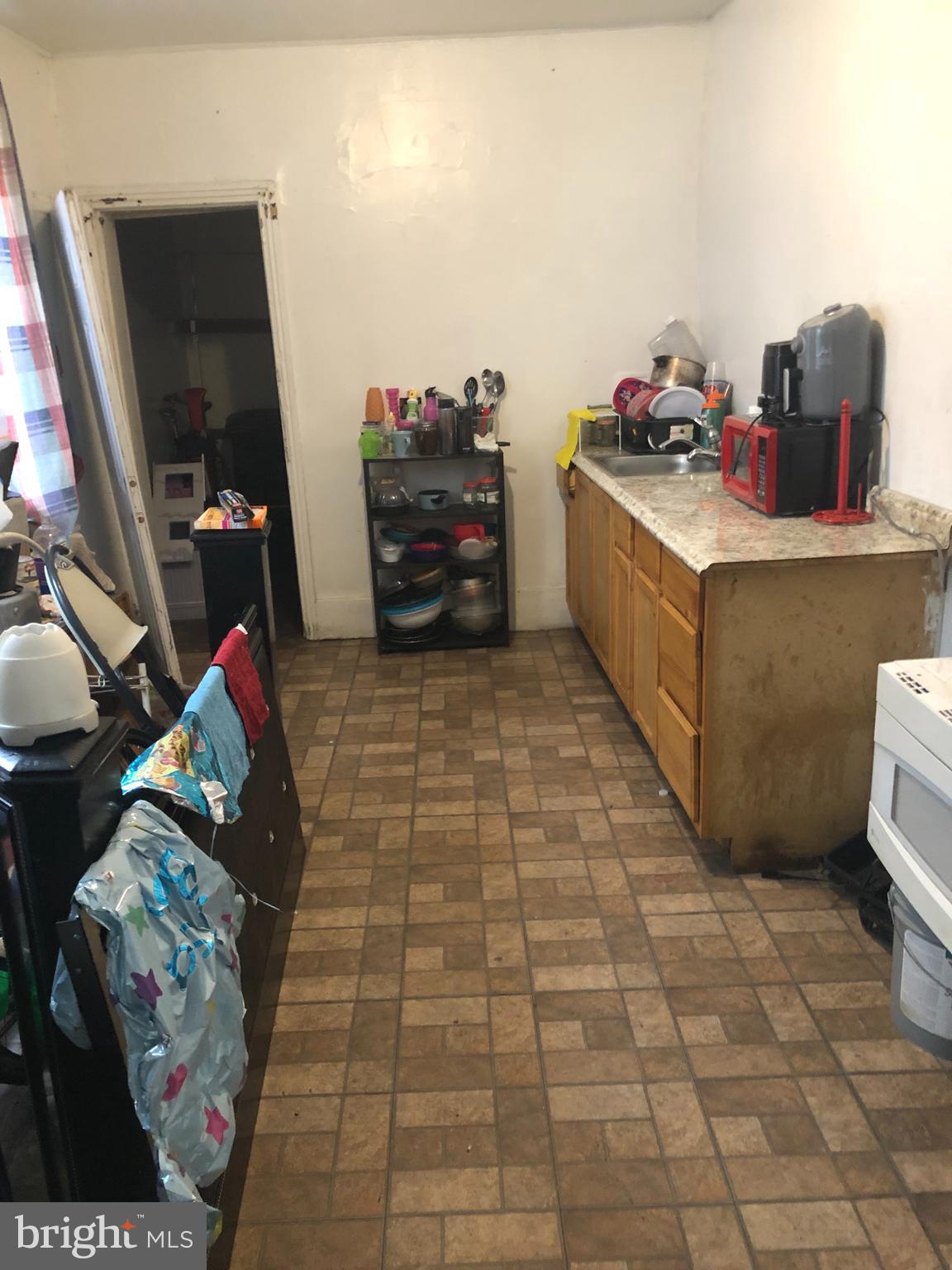 2853 N 4TH STREET