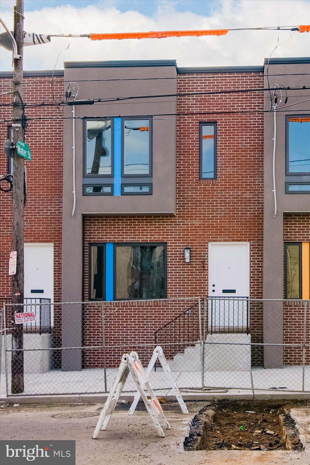 27 E SOMERSET STREET