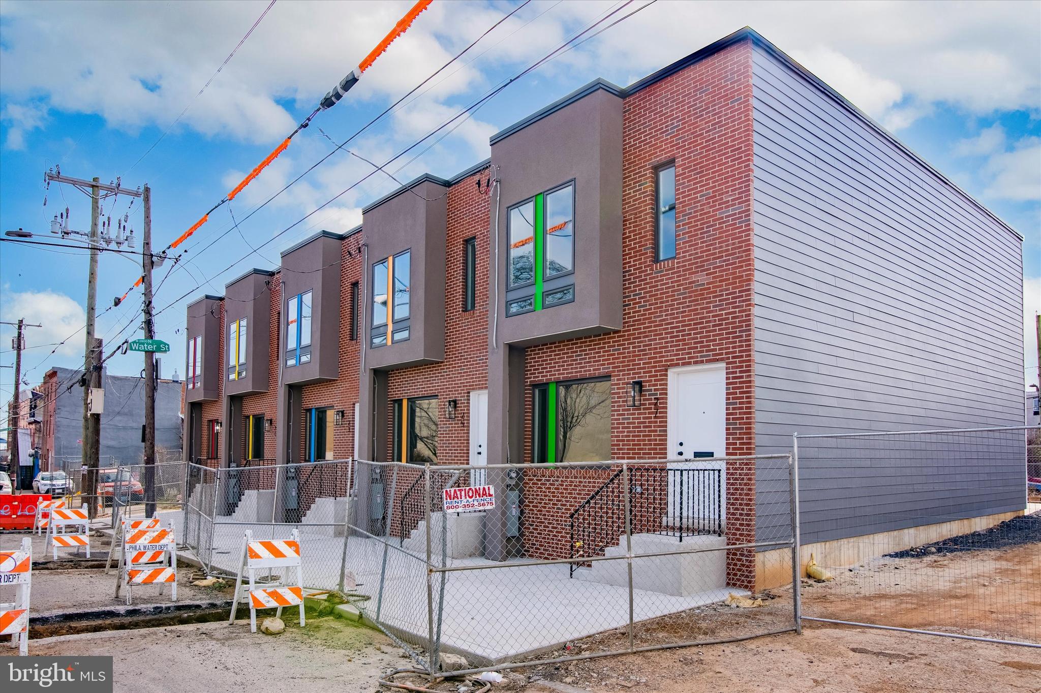 27 E SOMERSET STREET