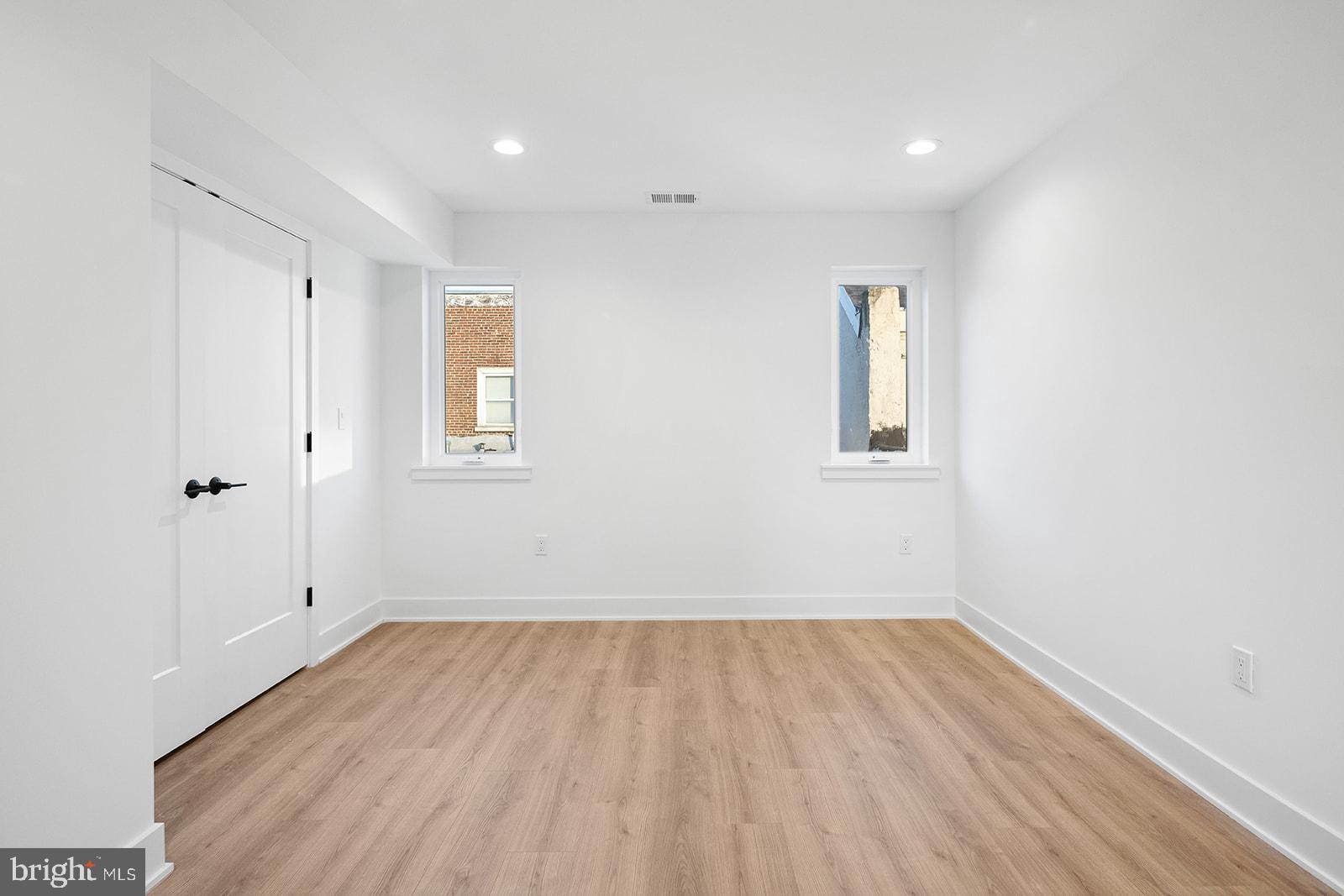 1540 FRANKFORD AVENUE 4D