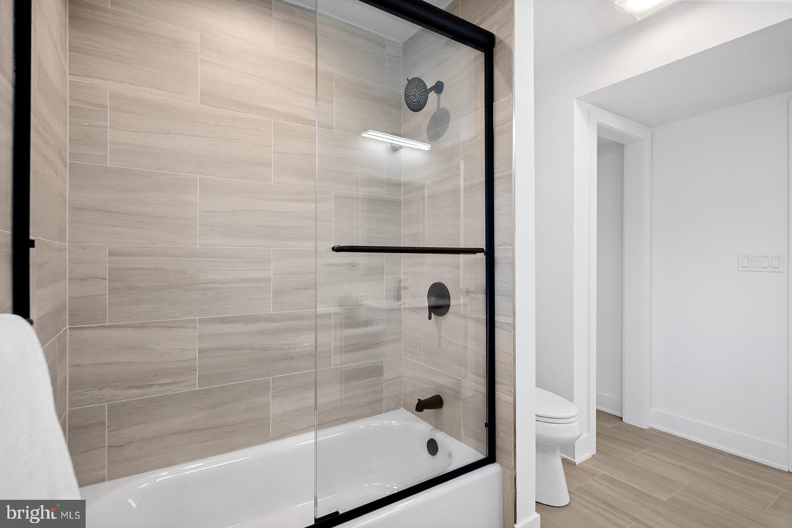 1540 FRANKFORD AVENUE 4D