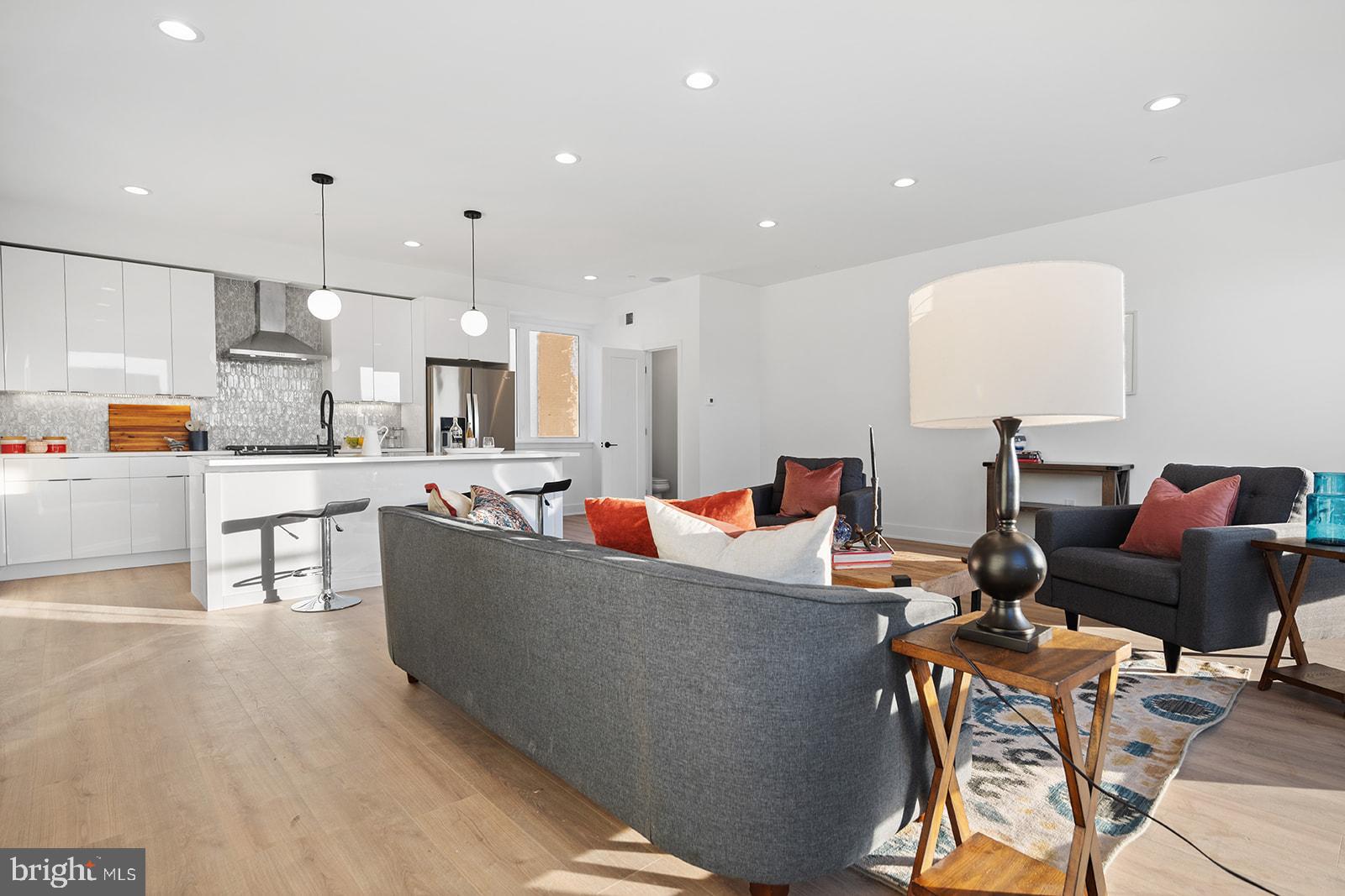 1540 FRANKFORD AVENUE 4D
