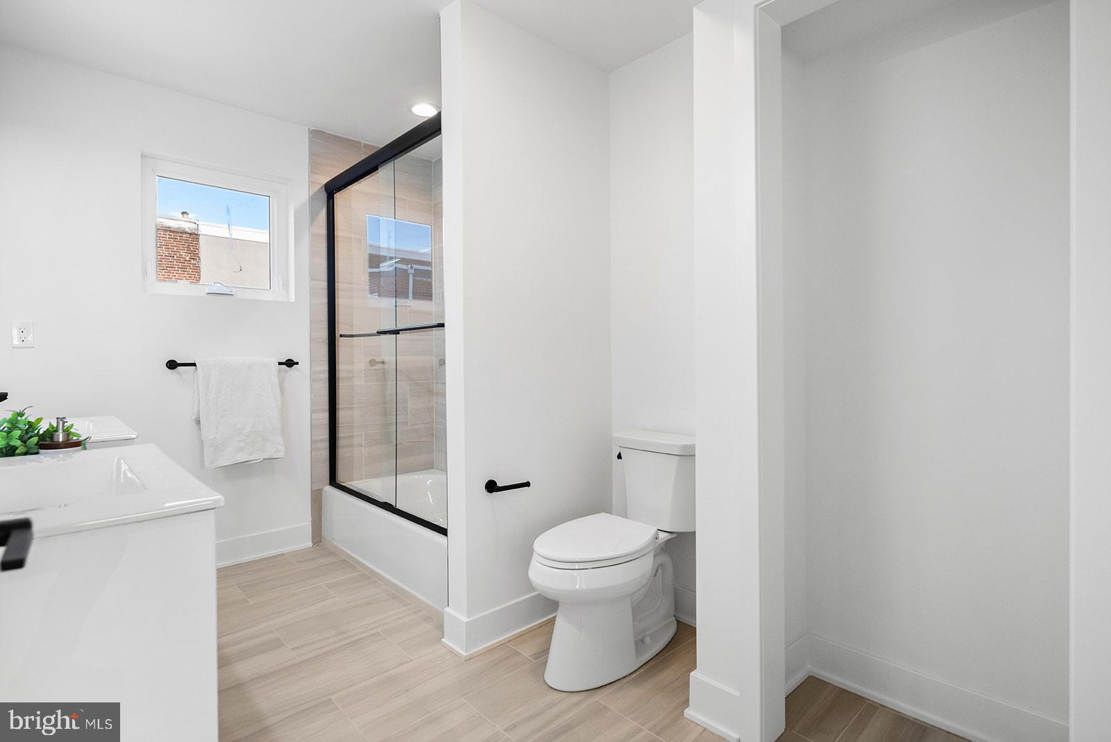 1540 FRANKFORD AVENUE 4D