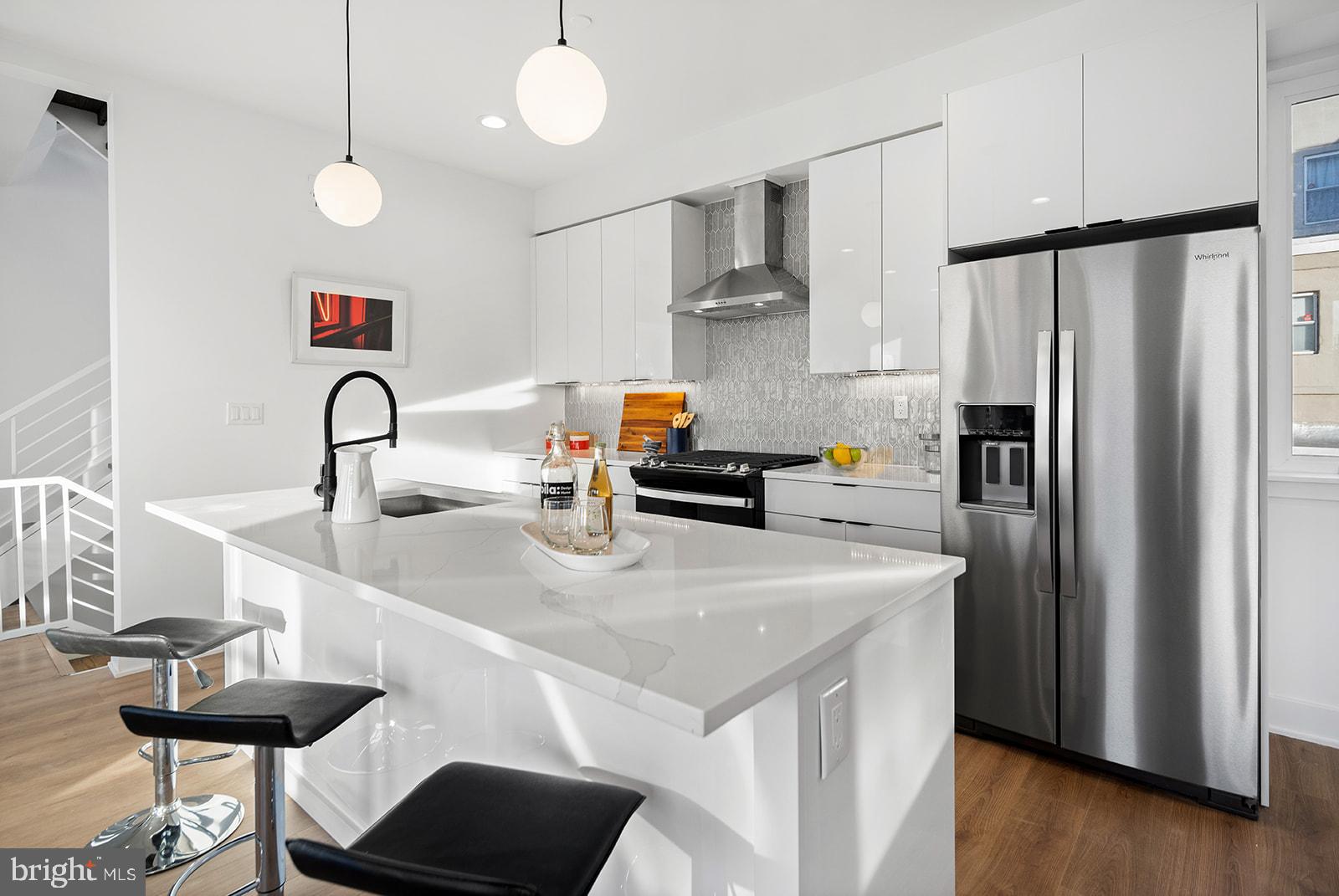 1540 FRANKFORD AVENUE 4D