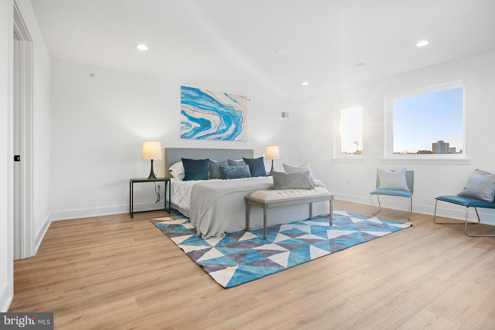 1540 FRANKFORD AVENUE 4D