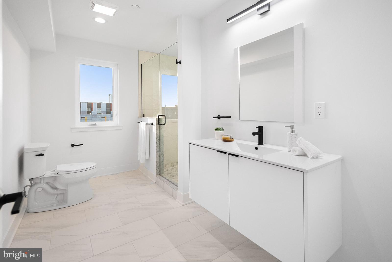 1540 FRANKFORD AVENUE 4D