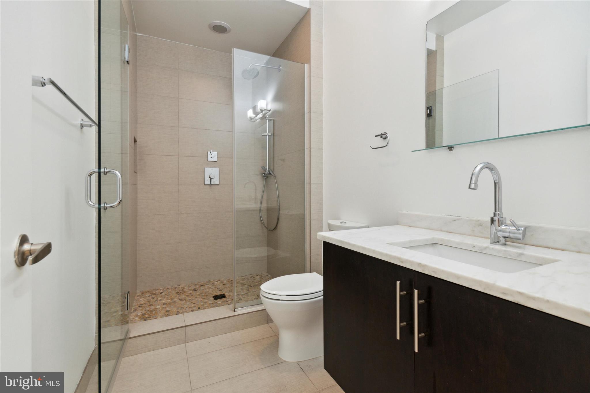 412 N FRONT STREET 21