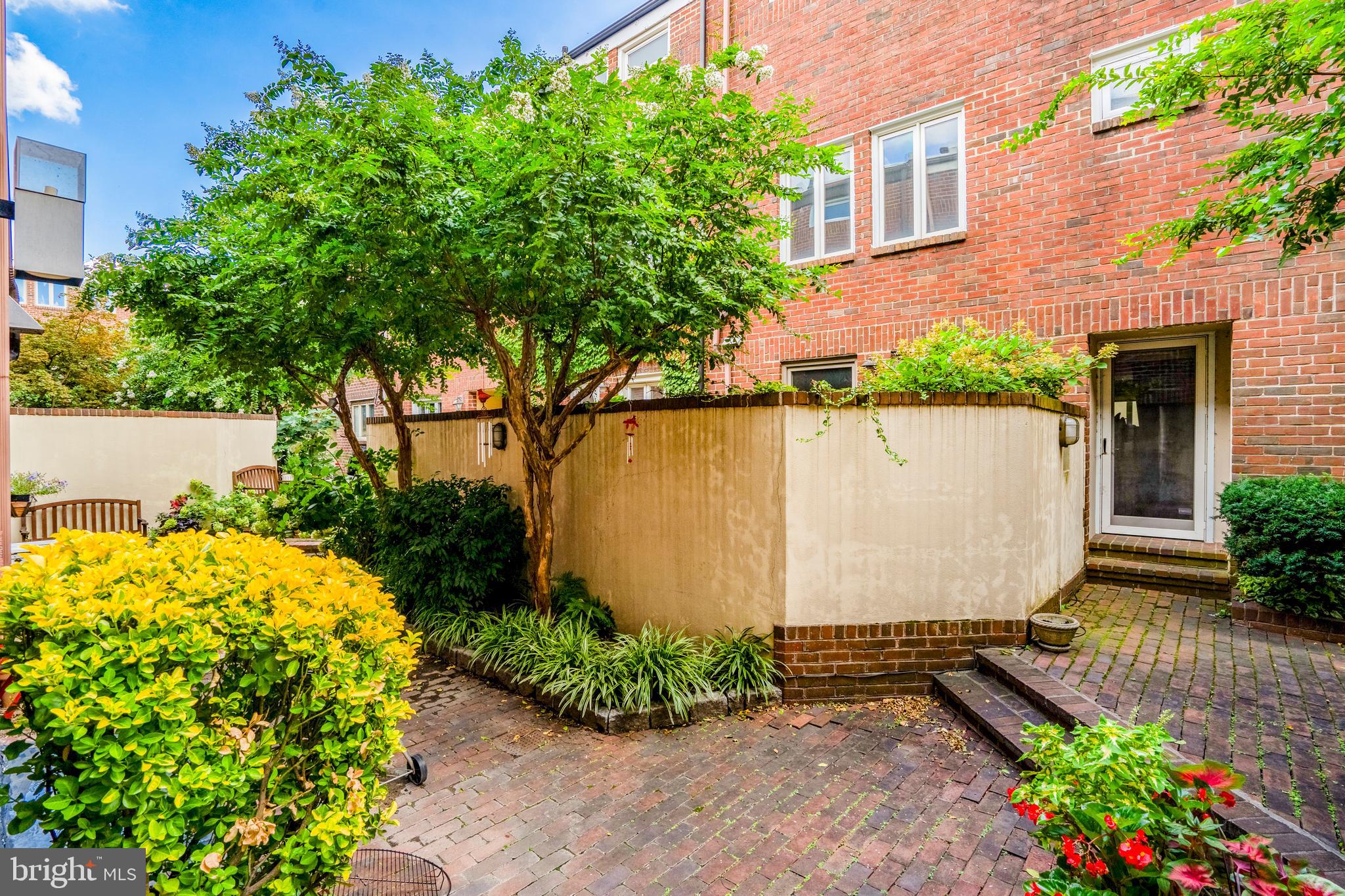 112 LOMBARD STREET