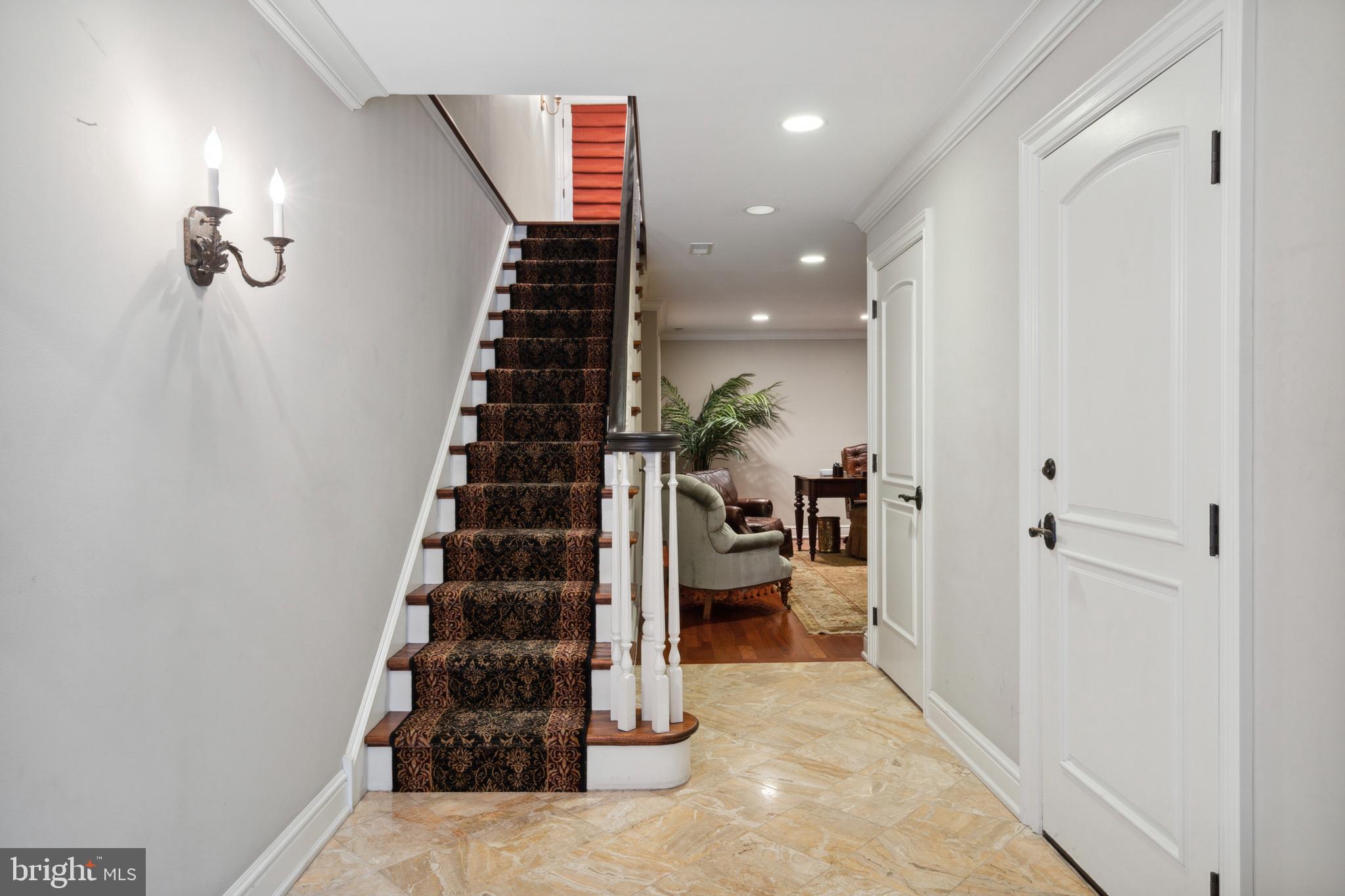 112 LOMBARD STREET