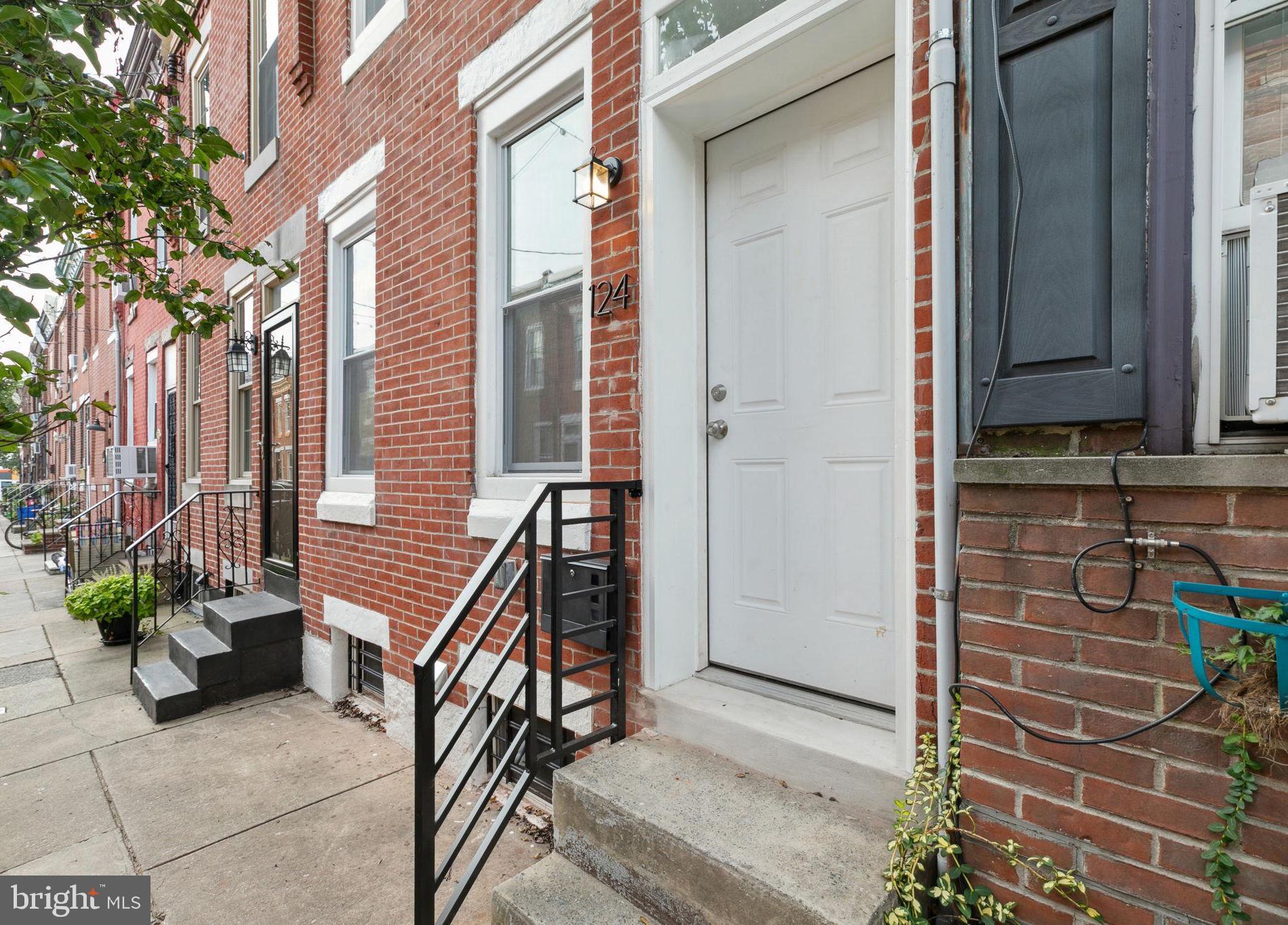 124 MERCY STREET