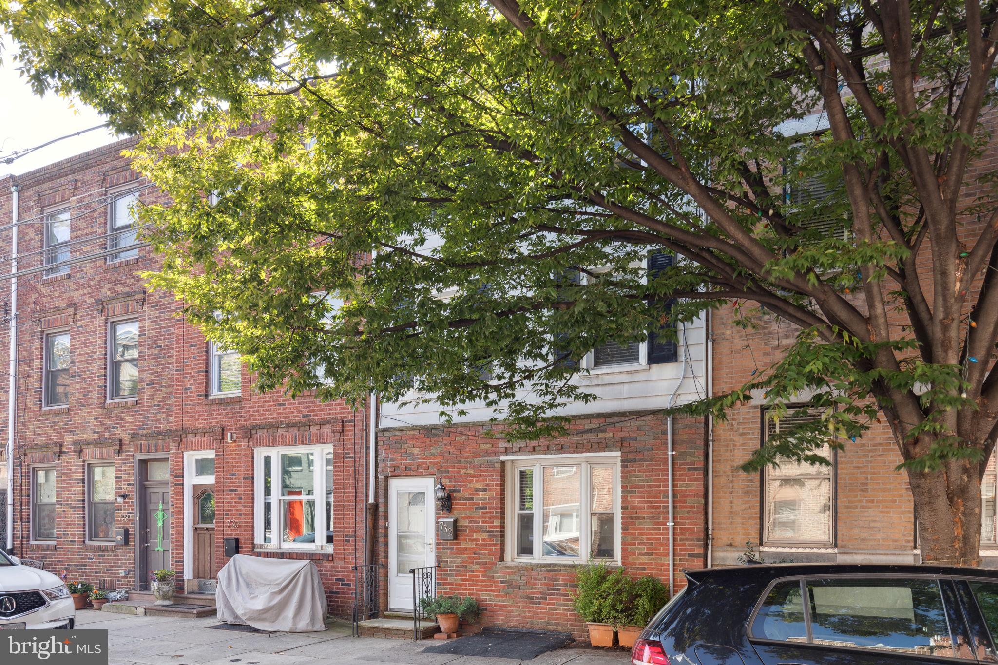 732 CARPENTER STREET