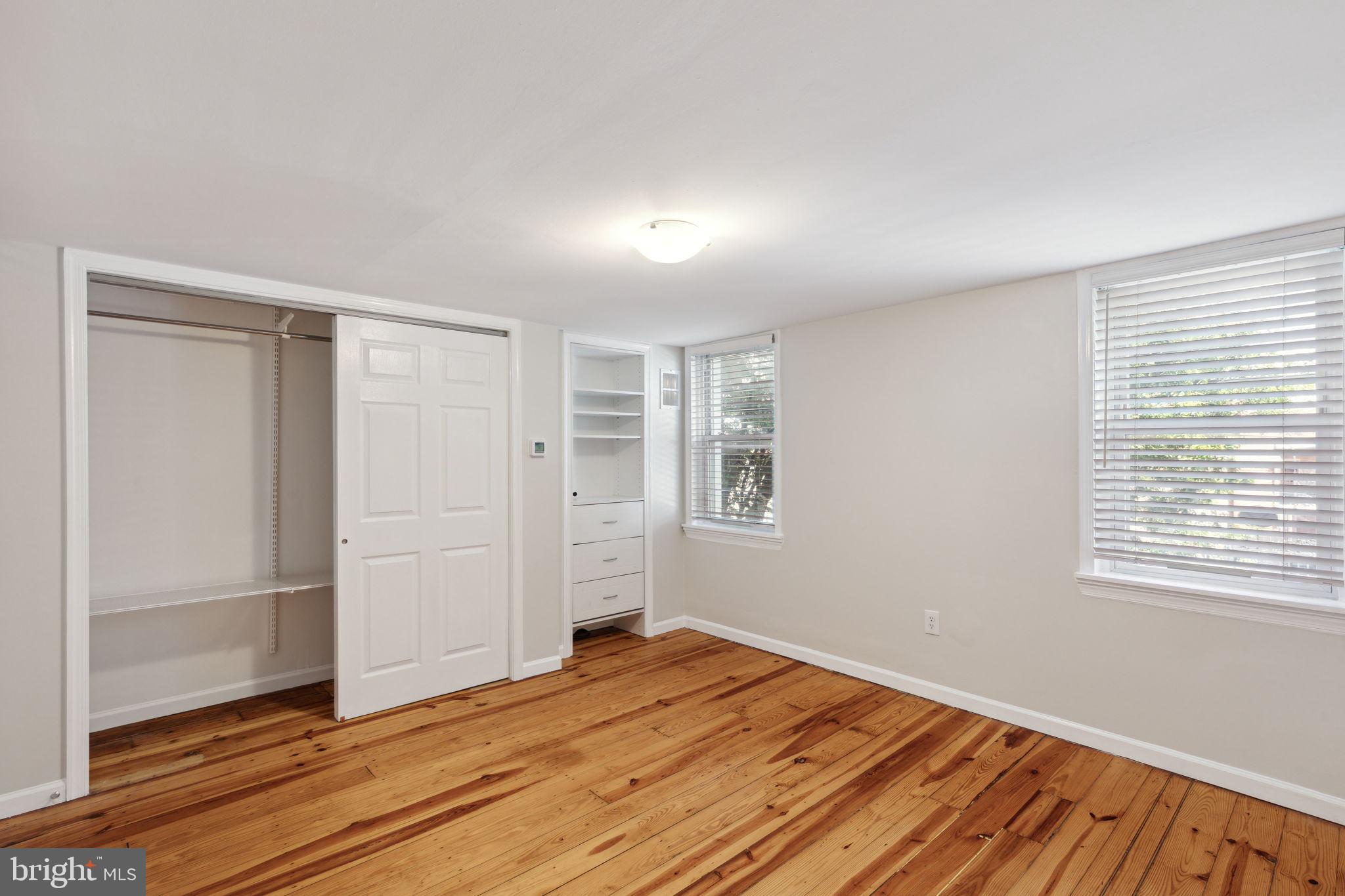 732 CARPENTER STREET