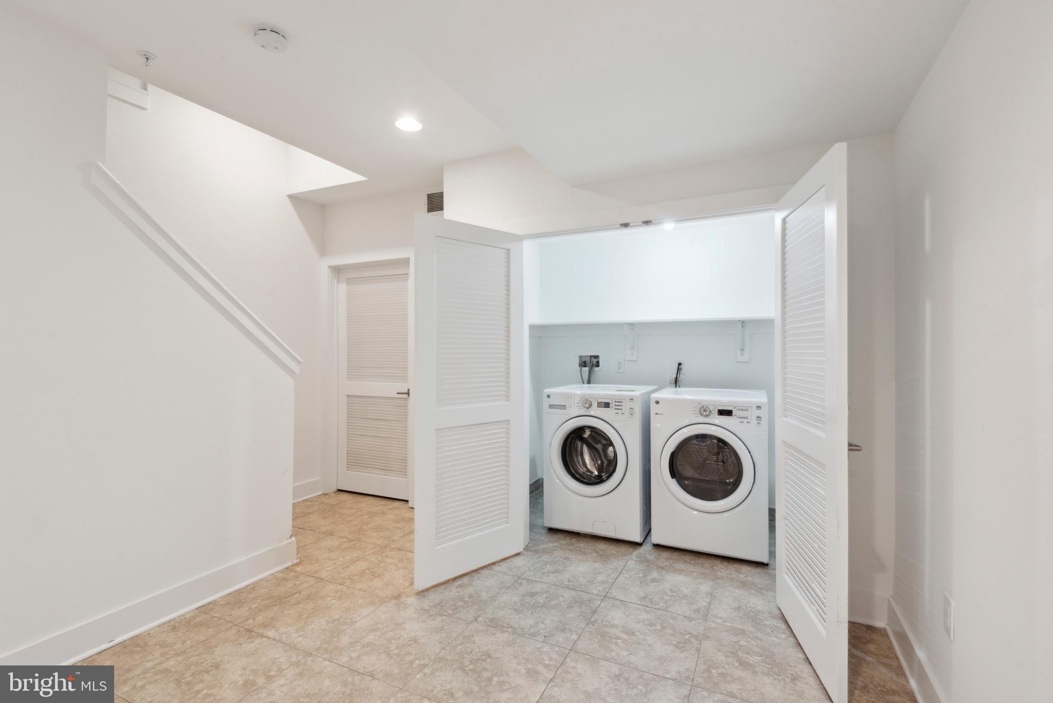 740 S COLUMBUS BOULEVARD 18