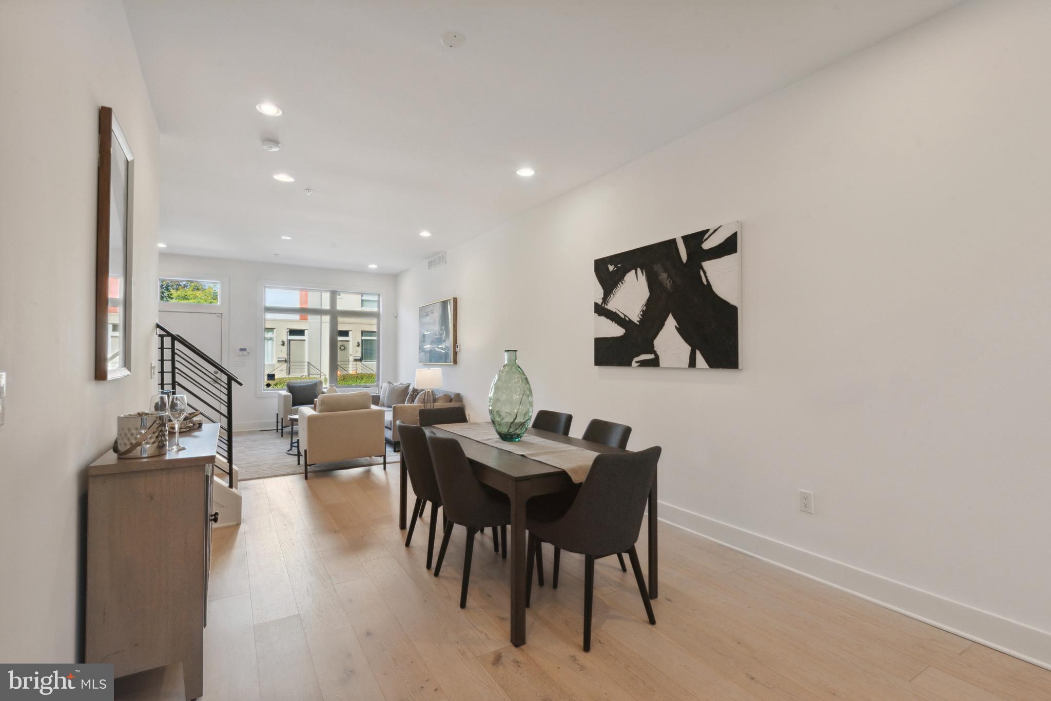 740 S COLUMBUS BOULEVARD 18
