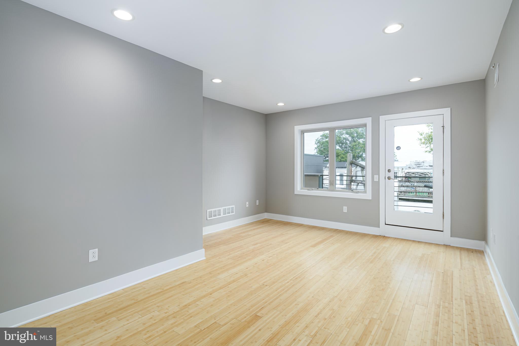 919 N 5TH STREET 22