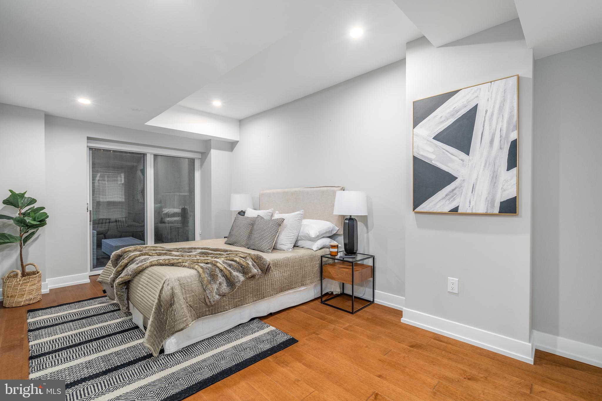 262 S 16TH STREET 2