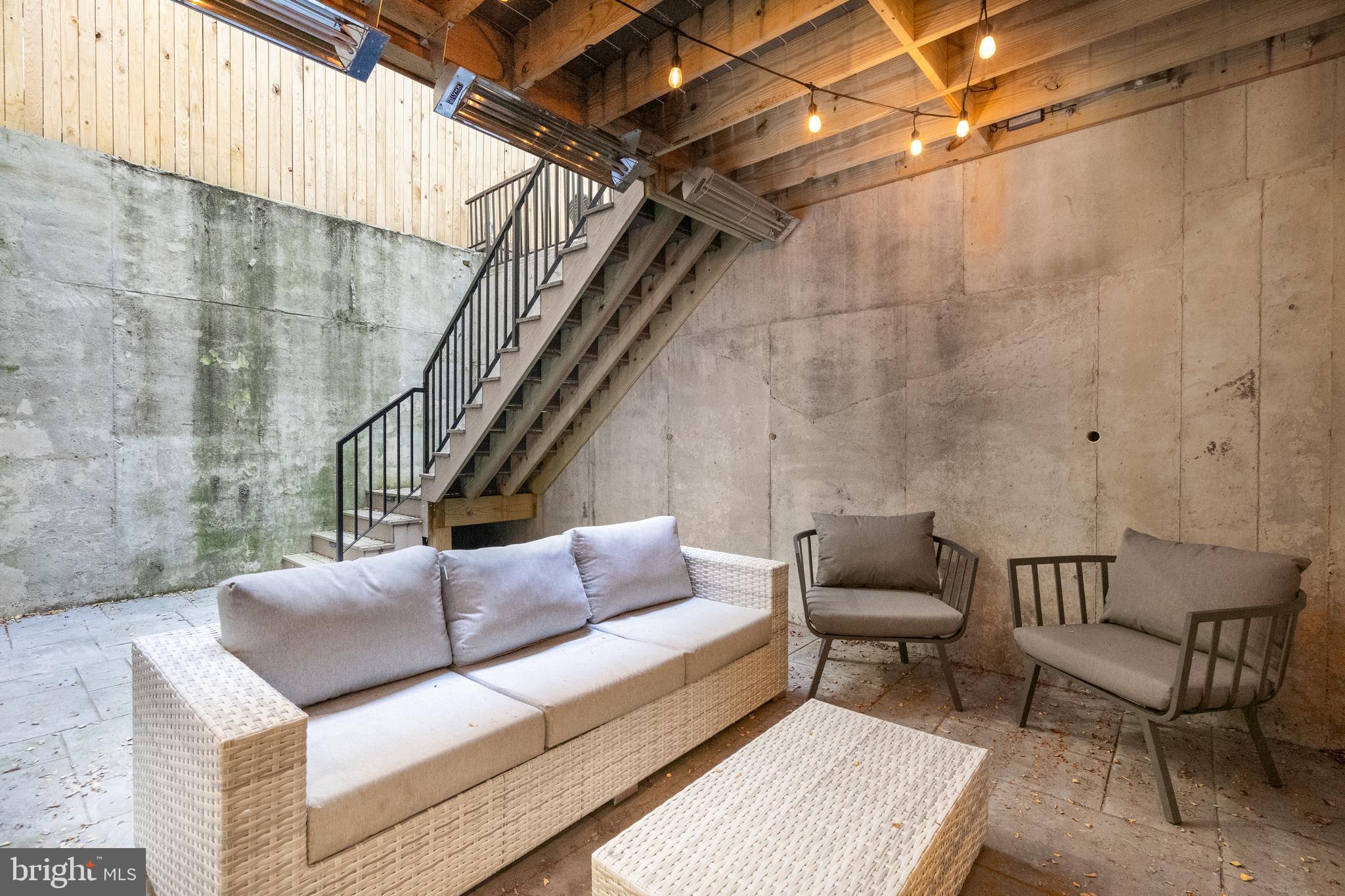 262 S 16TH STREET 2