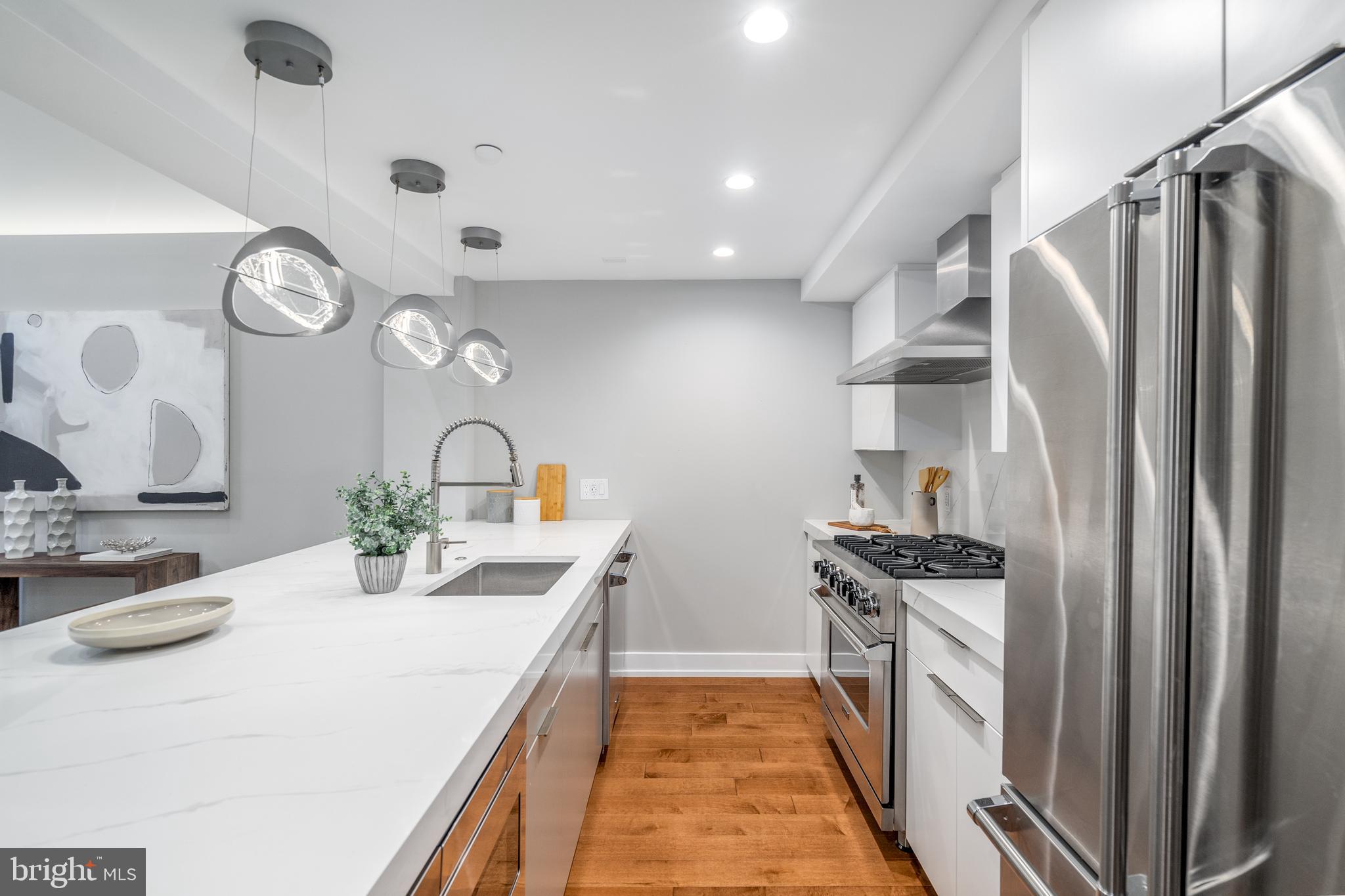 262 S 16TH STREET 2