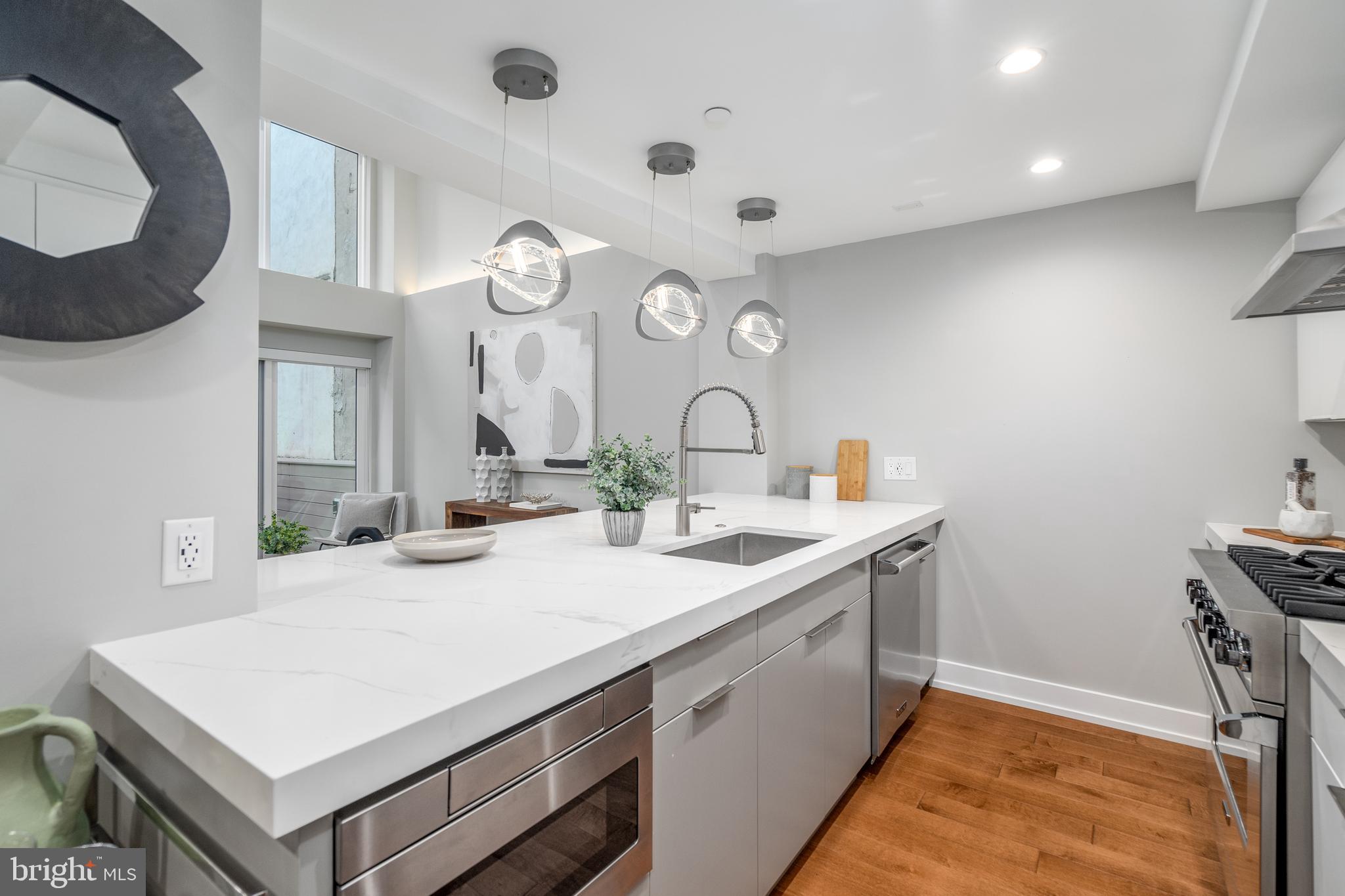 262 S 16TH STREET 2
