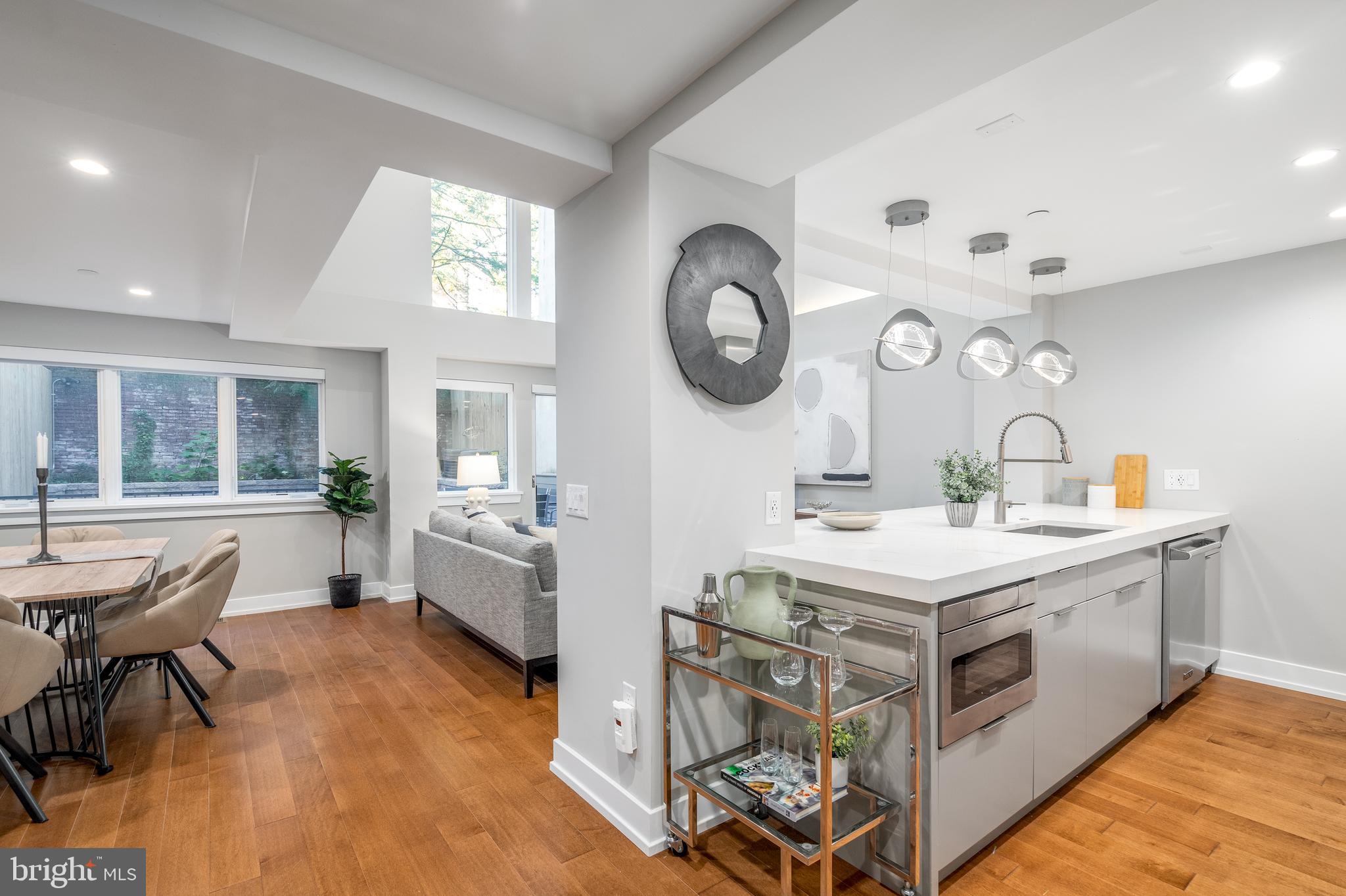 262 S 16TH STREET 2